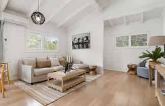 2/42 Fairlands Avenue, Waterview