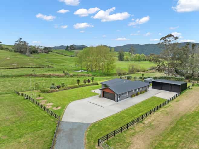 16 Moorey Lane, OTAIKA