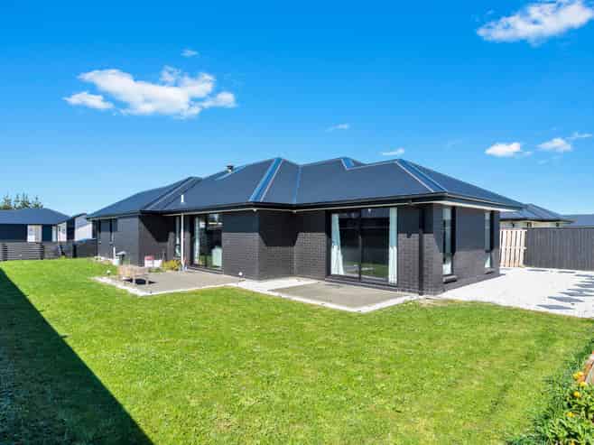 35 Lovelock Avenue, Rolleston