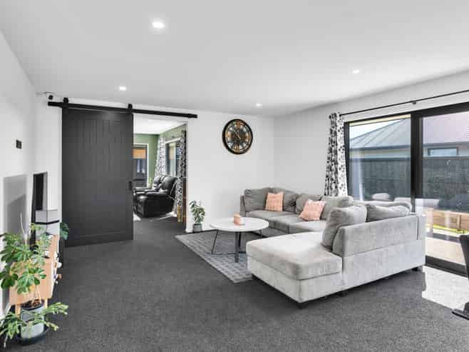 35 Lovelock Avenue, Rolleston