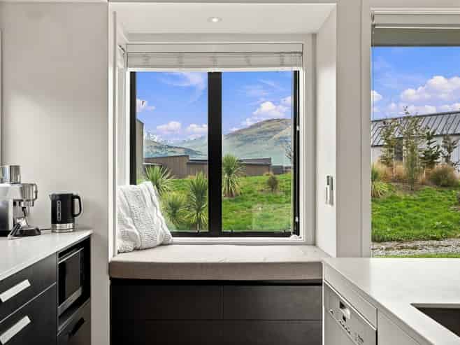 5 Kotuku Lane, Jacks Point