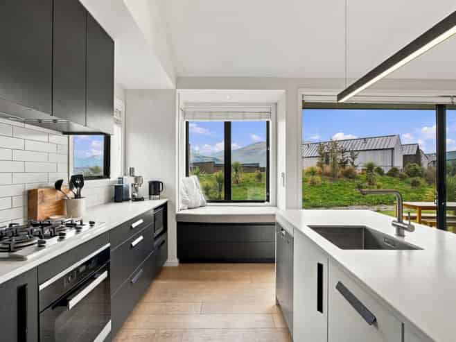 5 Kotuku Lane, Jacks Point