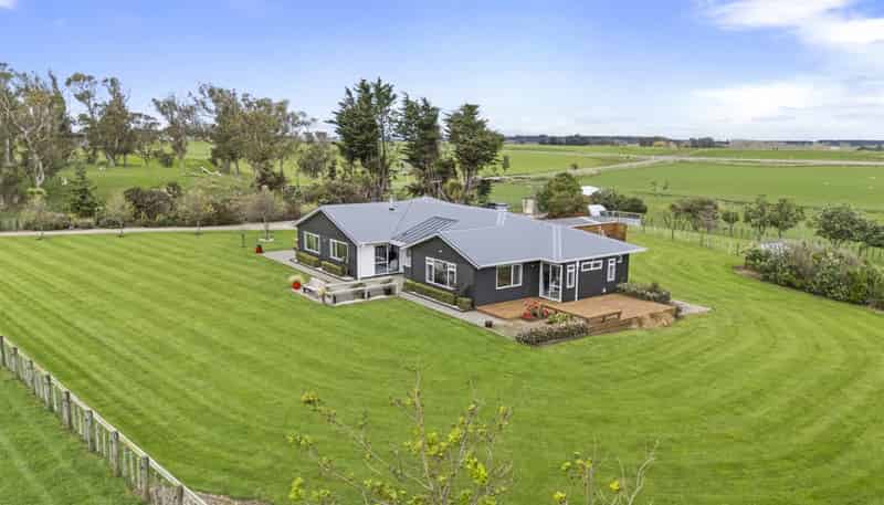 500 Union Line, Marton