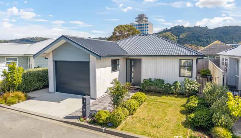 6 Tarata Lane, Avalon