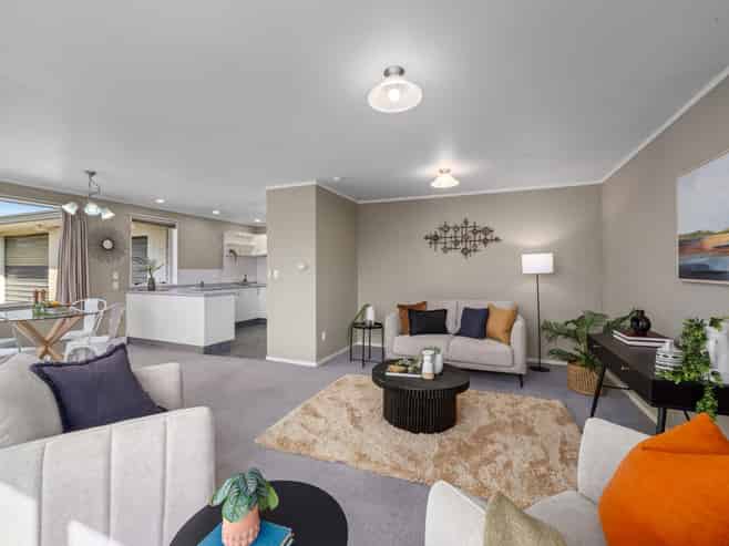 2/75 Howick Road, Redwoodtown
