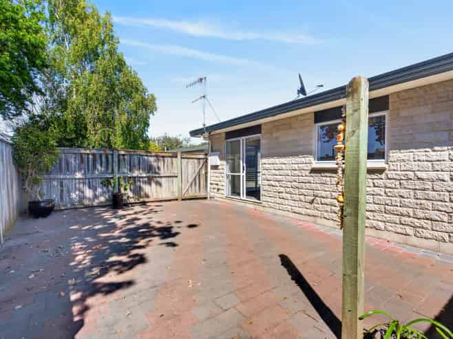 58B Whiting Crescent, Greenmeadows