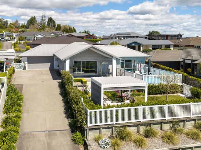 165 Rowesdale Drive, Ohauiti