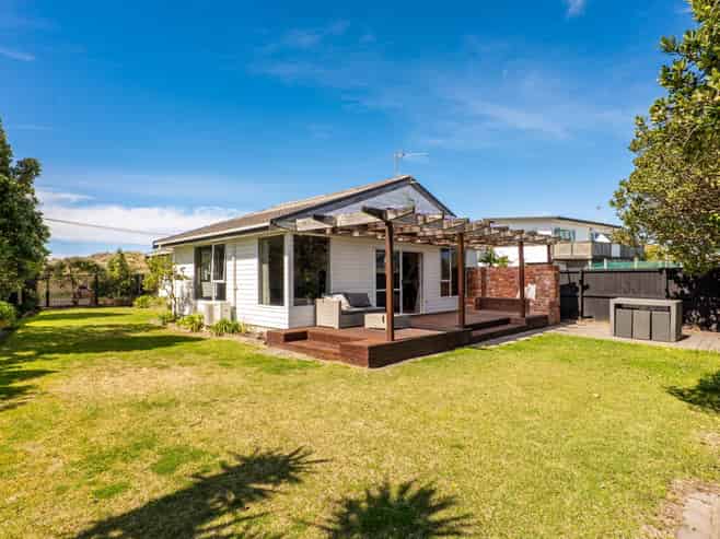 464 Marine Parade, South New Brighton