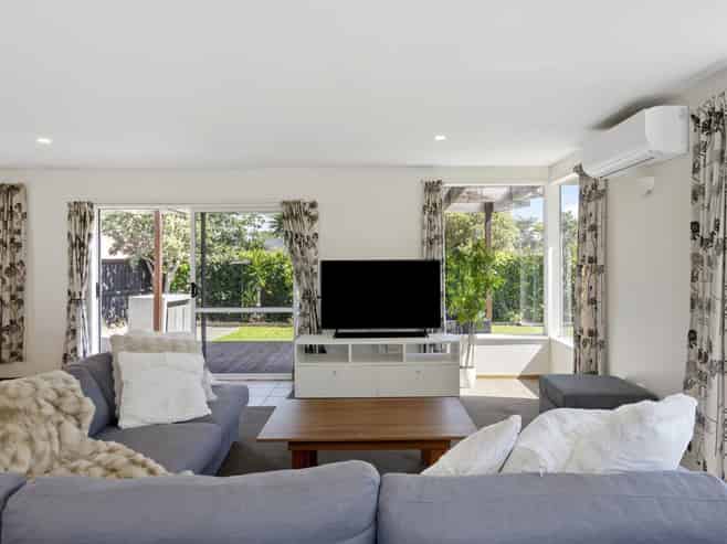 464 Marine Parade, South New Brighton