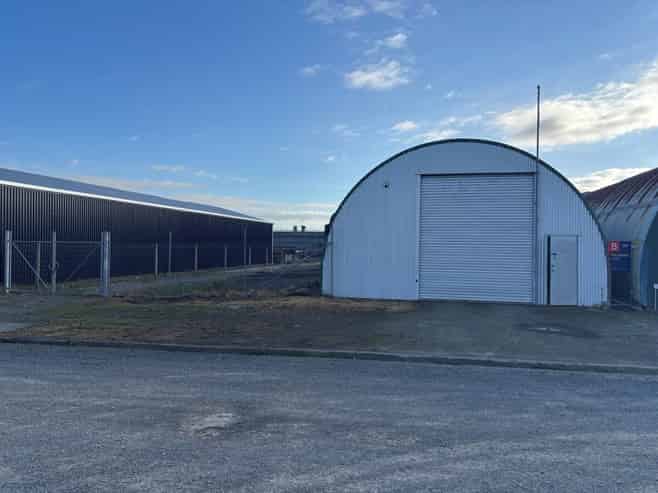 Drive-Through Industrial With Secure Yard On SH1