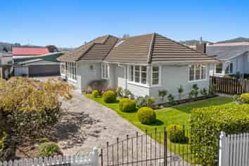9 Derwent Lee Grove, Epuni