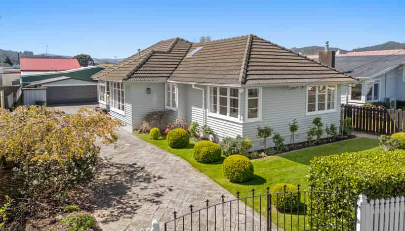 9 Derwent Lee Grove, Epuni