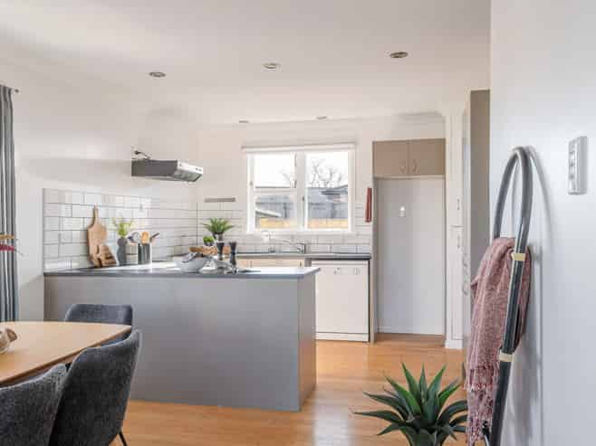 8 Firth Place, Awapuni