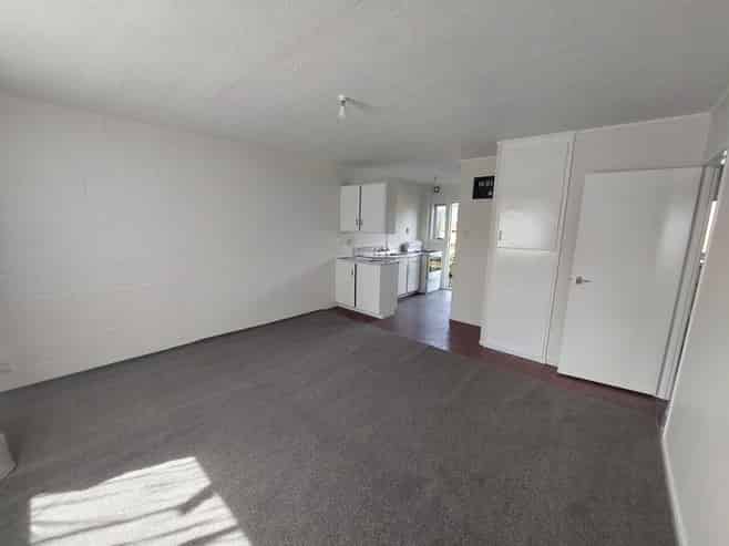 2/90 Kenderdine Road, Papatoetoe