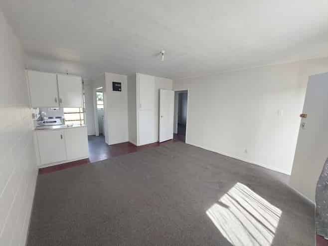 2/90 Kenderdine Road, Papatoetoe