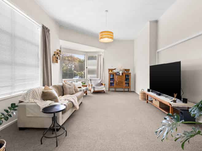 73a Milton Road, Bluff Hill