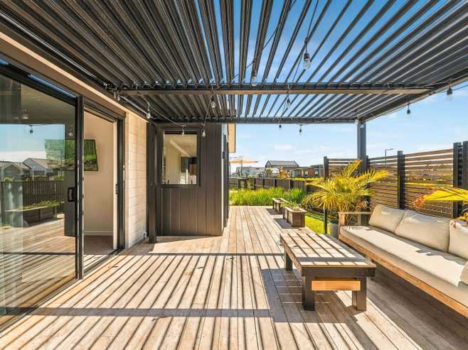 1 Chrysler Street, Papamoa