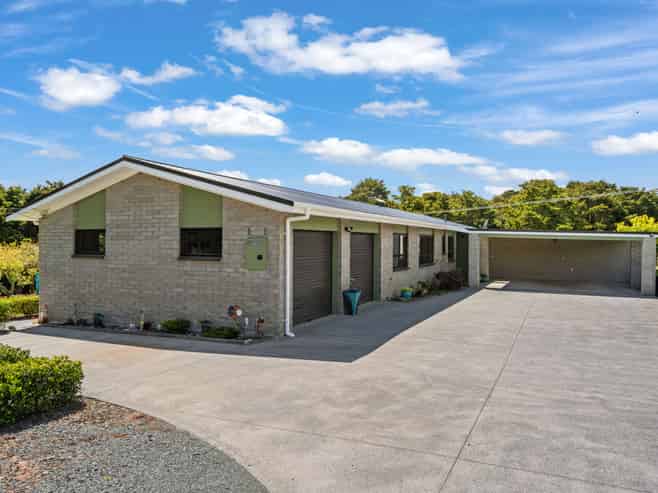 126A Apotu Road, Kauri
