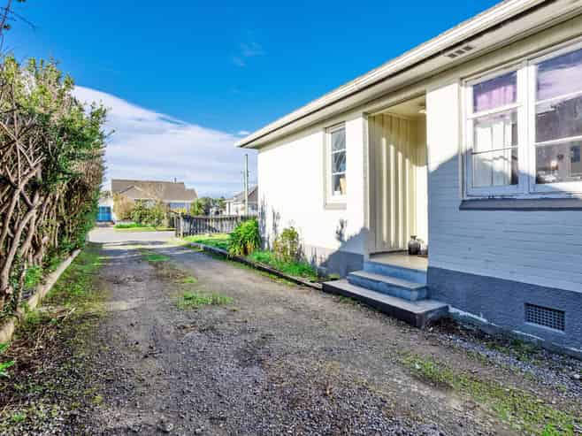 158 Islington Street, Turnbull Thomson Park