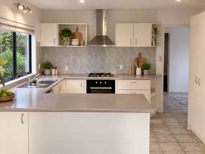 90B Pupuke Road, Hillcrest