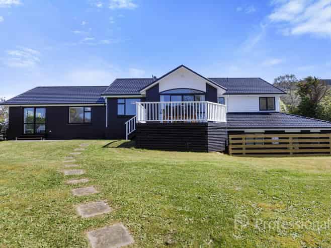 74a Kirton Drive, Riverstone Terraces
