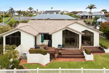 1 Dorrington Place, Eastern Beach