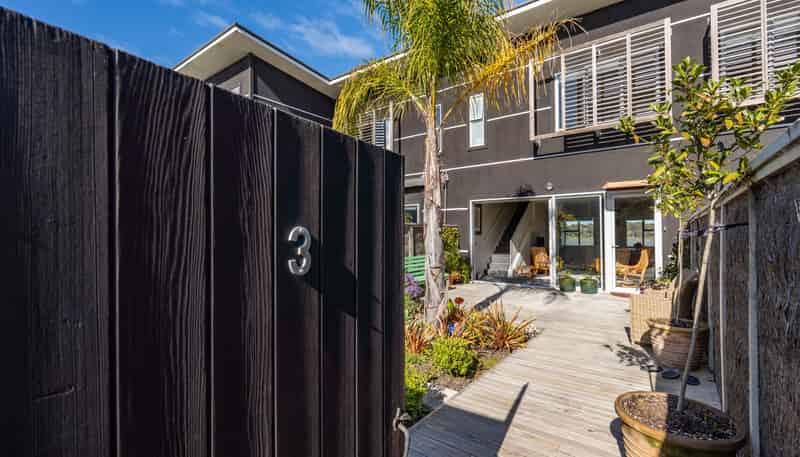 3/9 Humber Street, Pandora
