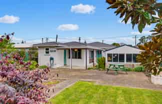 154 Tilley Road, Paekakariki