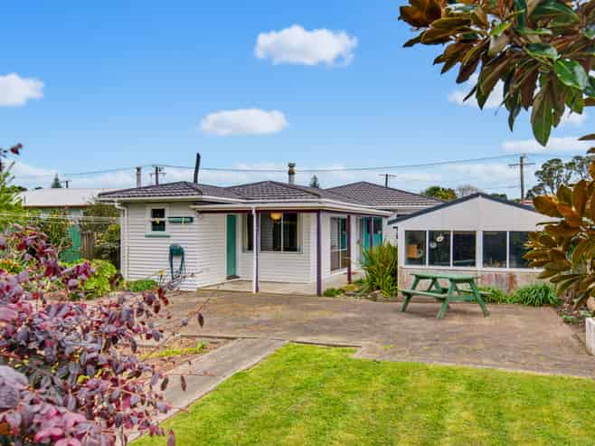 154 Tilley Road, Paekakariki