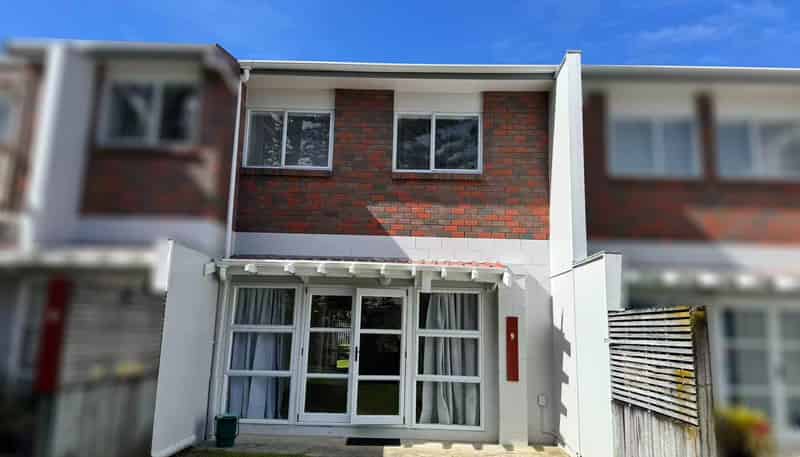 9/336B East Coast Road, Mairangi Bay