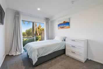 3/340 Gulf Harbour Drive, Gulf Harbour