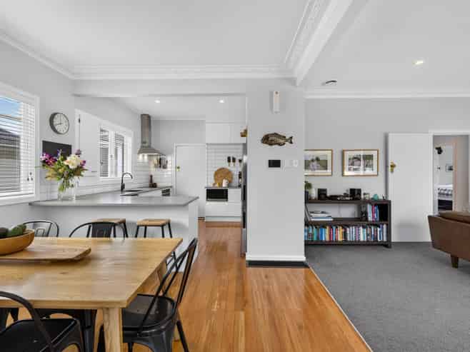67 St Johns Road, Meadowbank