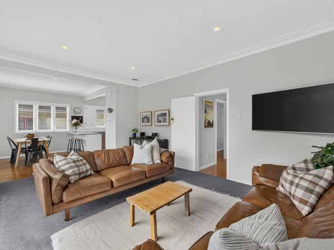 67 St Johns Road, Meadowbank