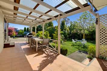 16 Kaweka Place, Havelock North