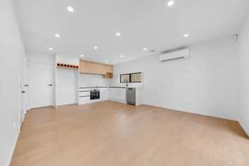 4/14 Ashley  Avenue, Mangere East