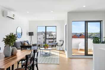 4 Kiokio Street, Long Bay