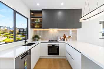 4 Kiokio Street, Long Bay