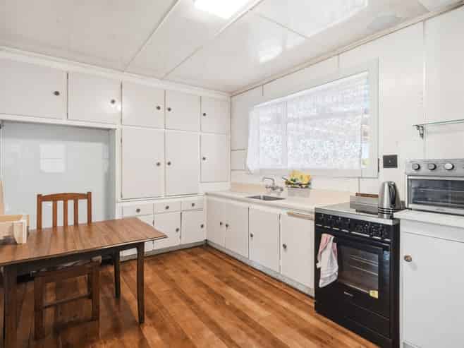 84 Dipton Street, Kingswell