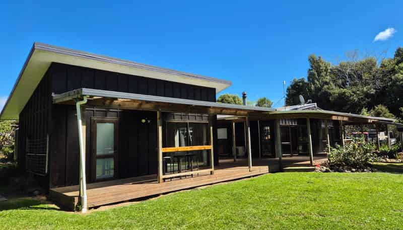 237 North Manakau Road, Manakau