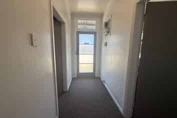 Manawatu / Whanganui - Address withheld