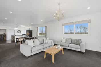 48 Wilson Road South, WOODEND