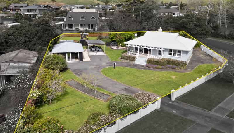 6 Ferndale Drive, Kawakawa Bay