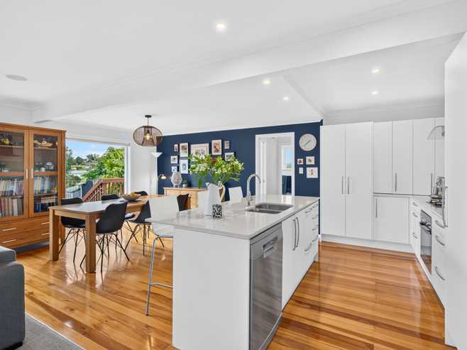 12 Madison Place, Forrest Hill