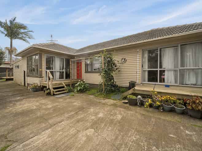 315 Massey Road, Mangere East