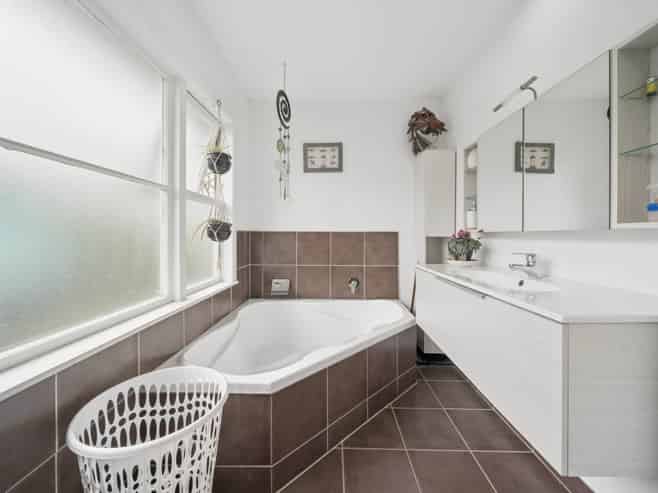 315 Massey Road, Mangere East