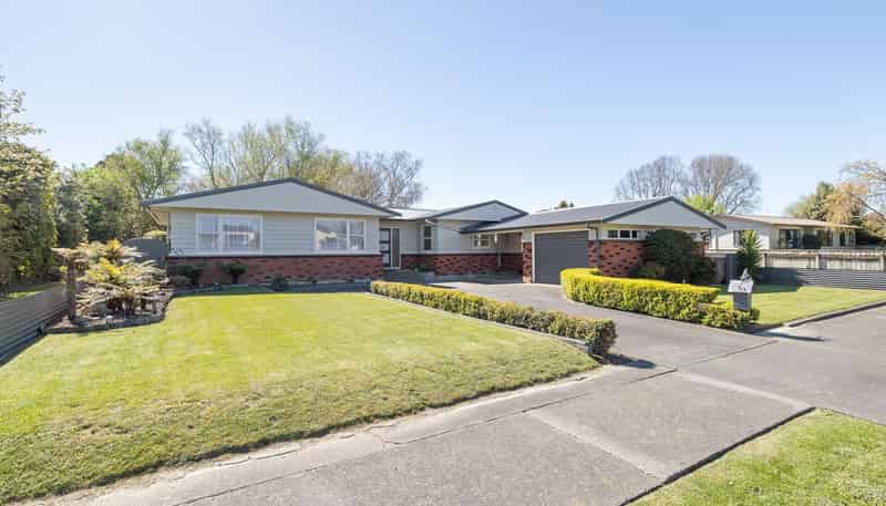 33 Long Melford Road, AWAPUNI