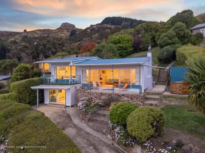 28 Andersons Road, Charteris Bay