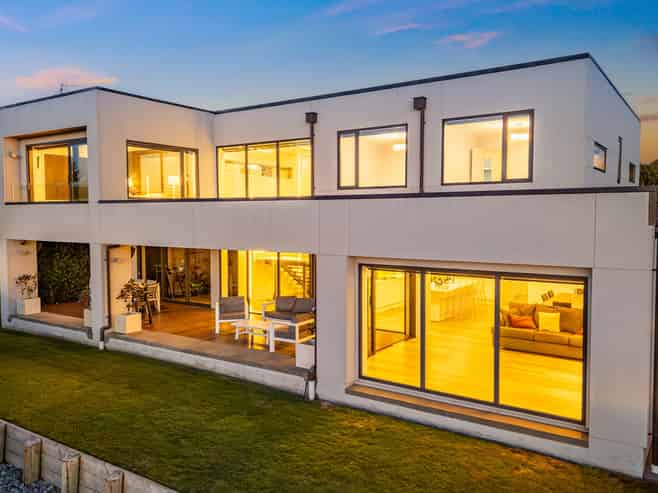 91 Endeavour Drive, Whitby
