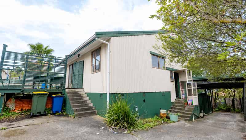 2/112 Sycamore Drive, Sunnynook