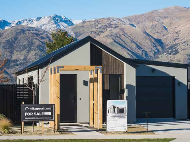 19 Burdon Loop, Lake Hawea